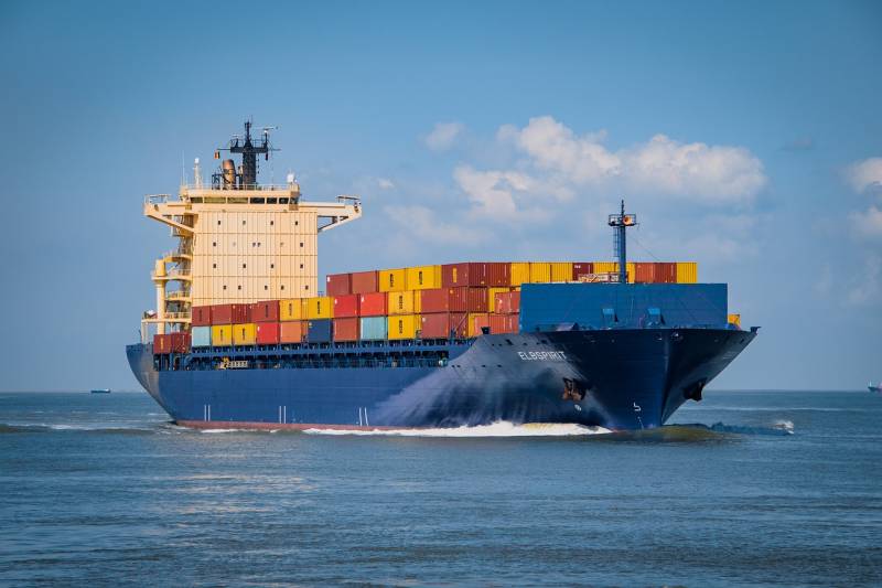 contrat d'affrètement au voyage et charte partie à Marseille dans les Bouches du rhône